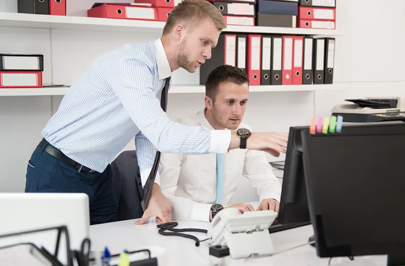 Usługi Kadrowe-maksymalizacja efektywności przez outsourcing kadr-Payroll 360